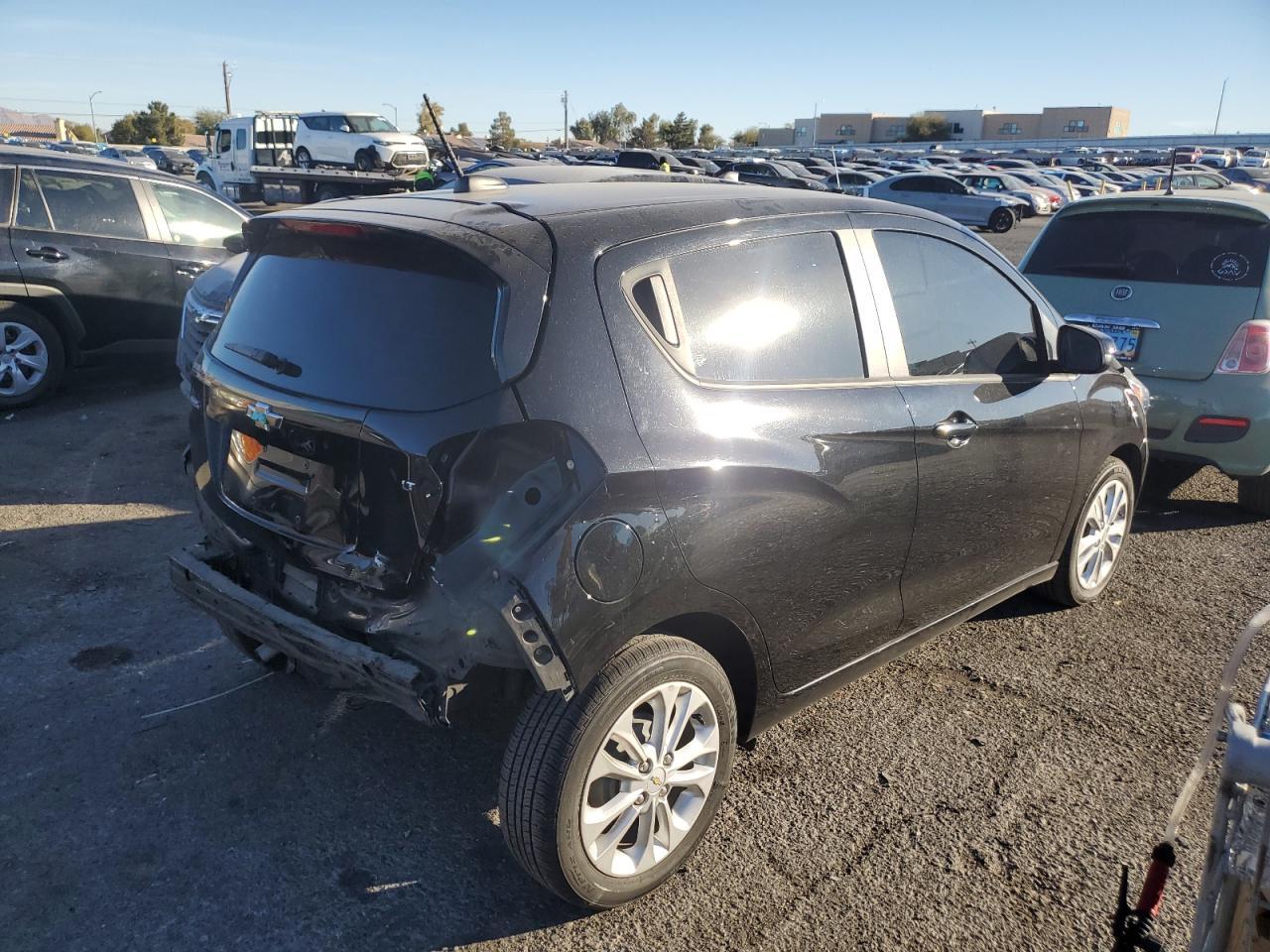 2021 CHEVROLET SPARK 1LT - Фото 3