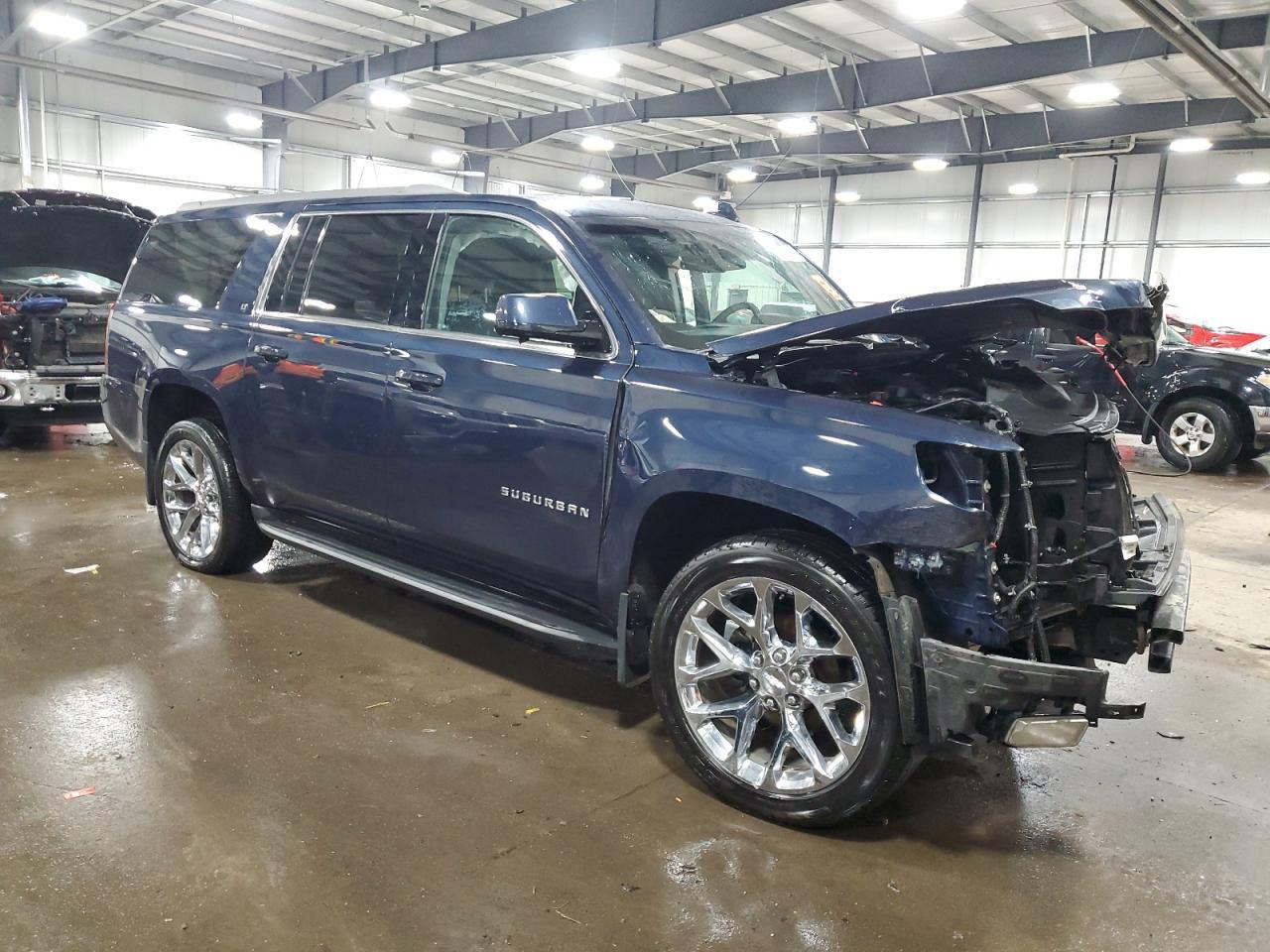 2017 CHEVROLET SUBURBAN K - Image 4