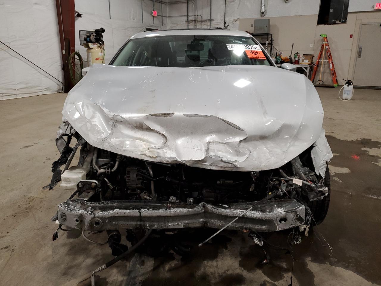 2016 VOLKSWAGEN JETTA SEL - Фото 5