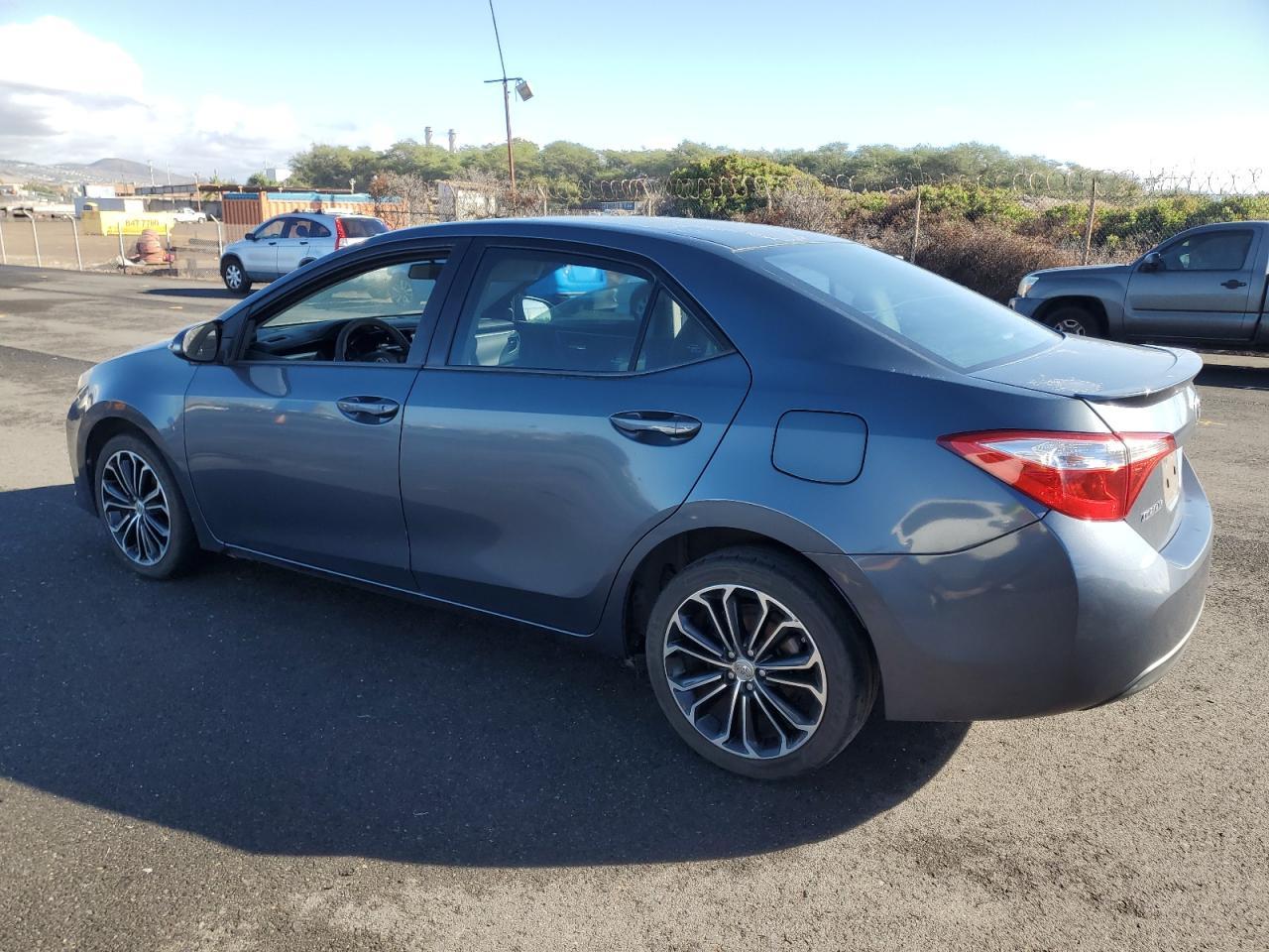 2015 TOYOTA COROLLA L - Image 2