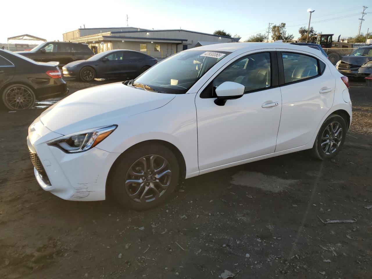 2020 TOYOTA YARIS LE