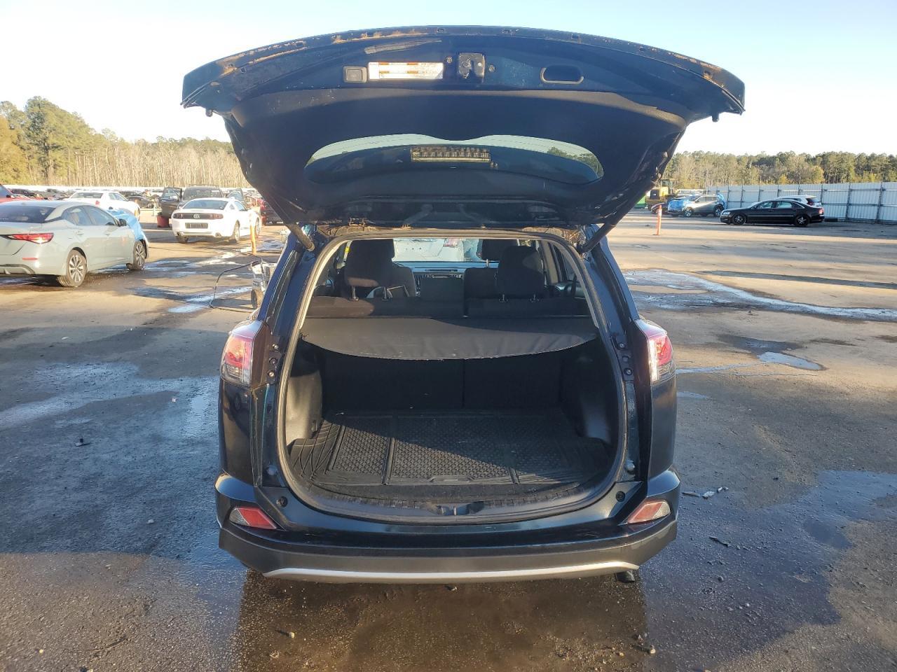 2018 TOYOTA RAV4 ADVEN - Фото 6