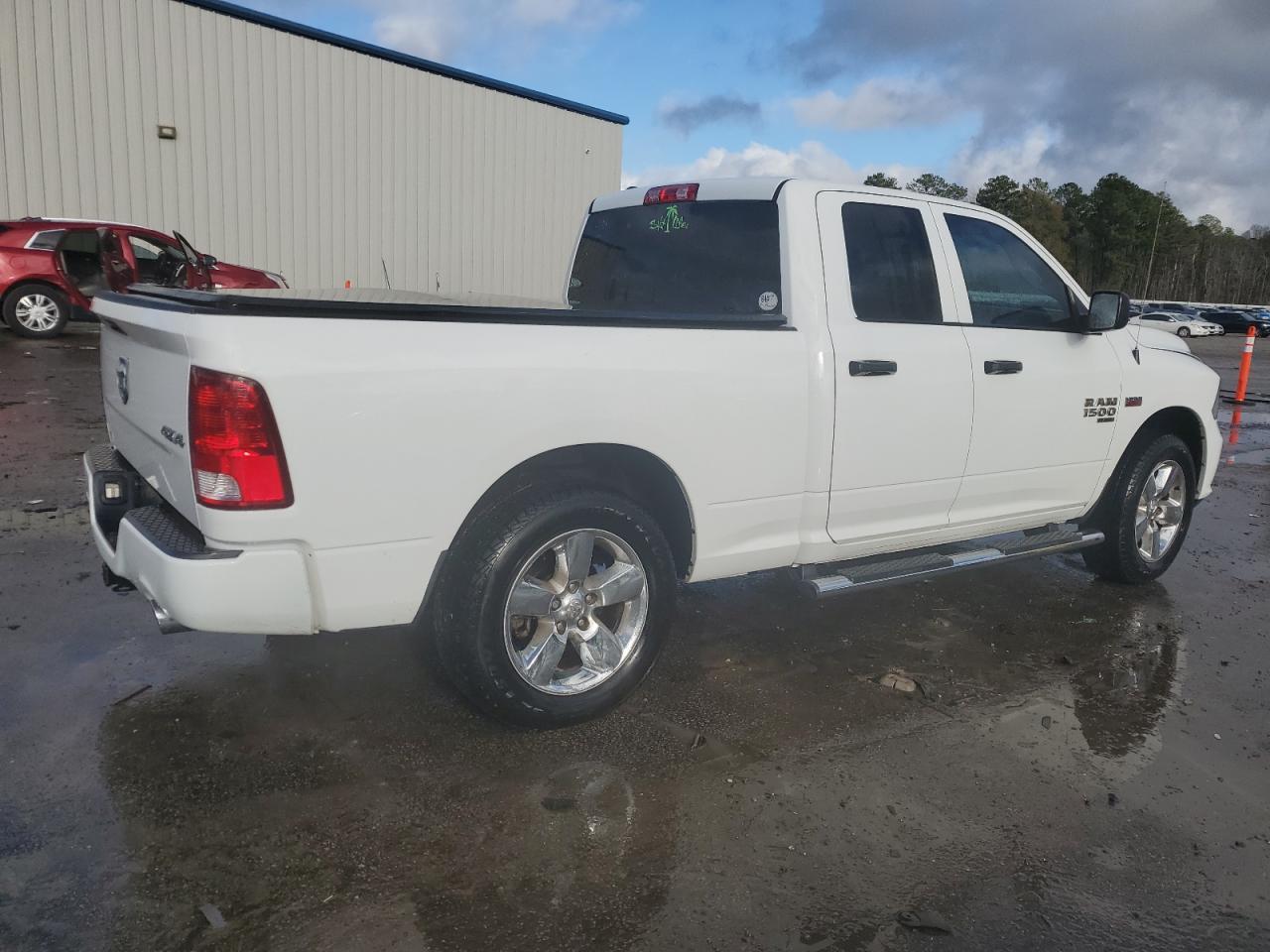 2019 RAM 1500 CLASS - Image 3