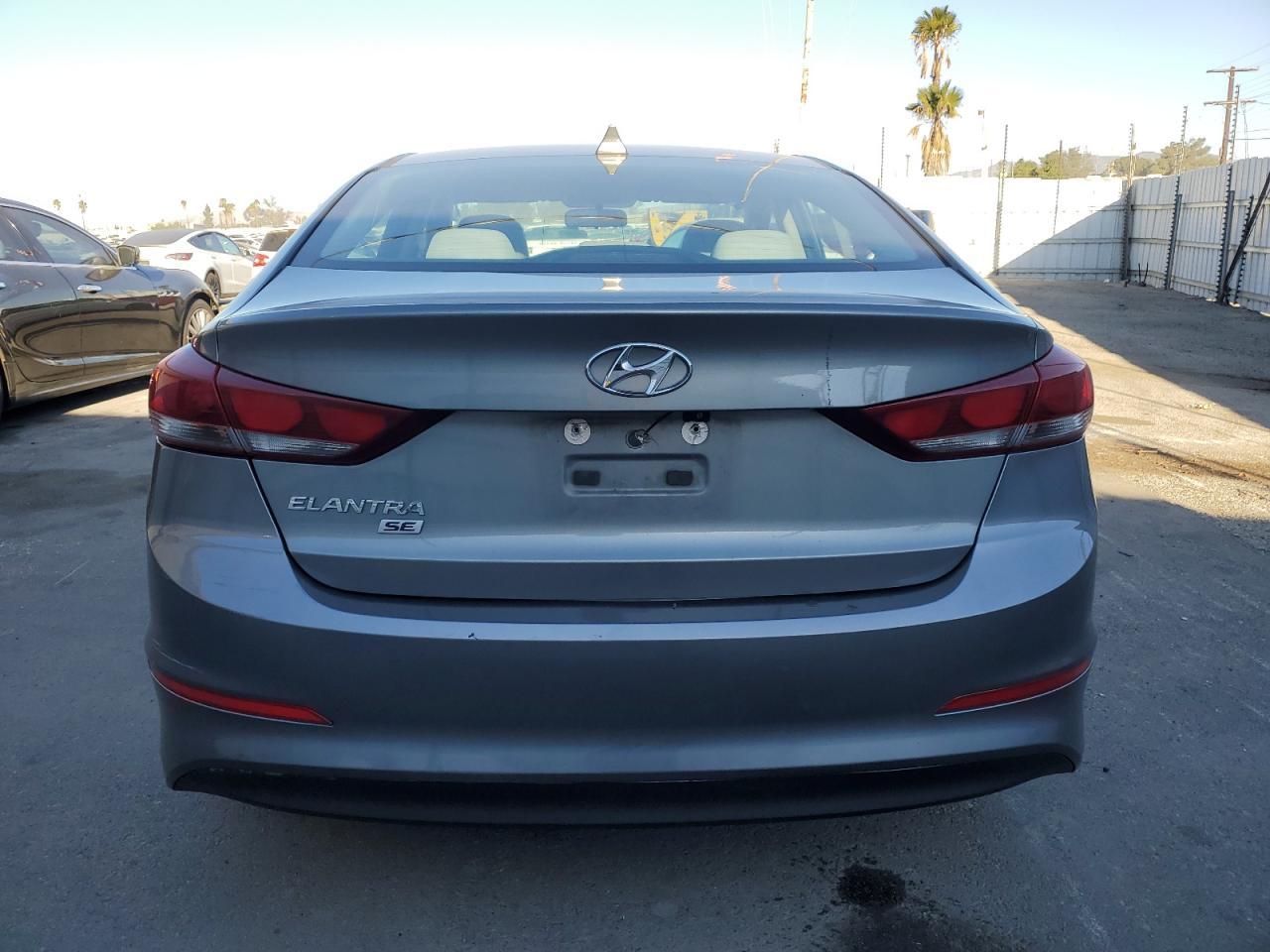 2017 HYUNDAI ELANTRA SE - Image 6