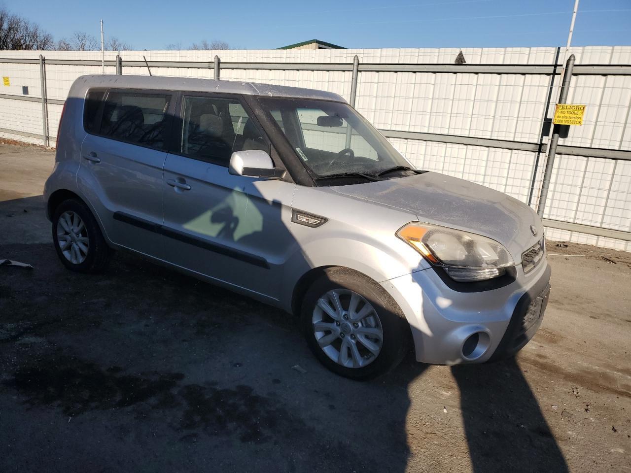 2013 KIA SOUL - Image 4