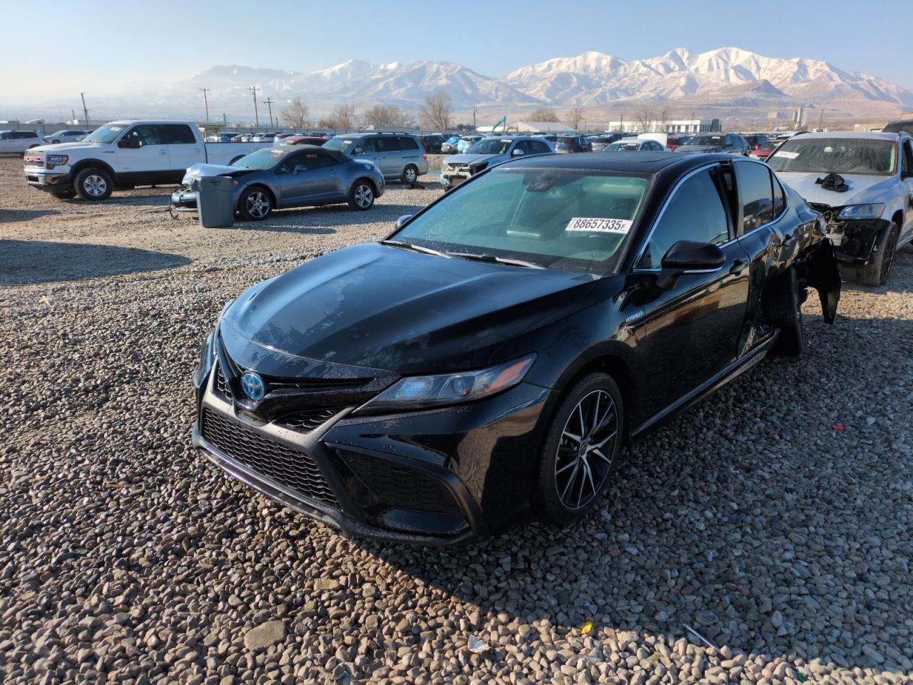 2021 TOYOTA CAMRY SE