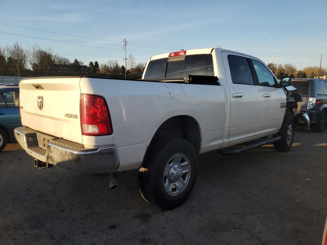 2018 RAM 2500 SLT - Image 3