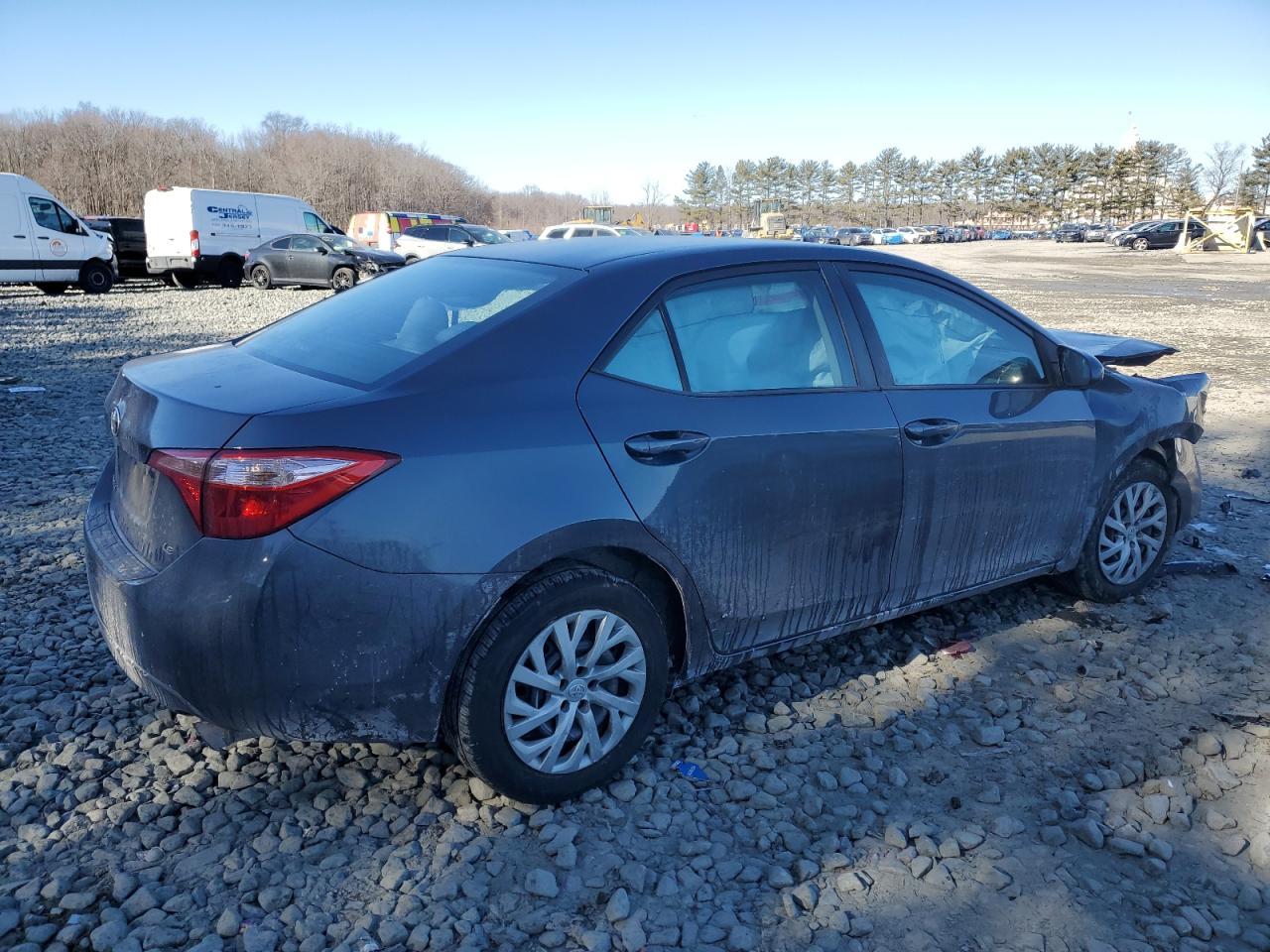 2019 TOYOTA COROLLA L - Image 3