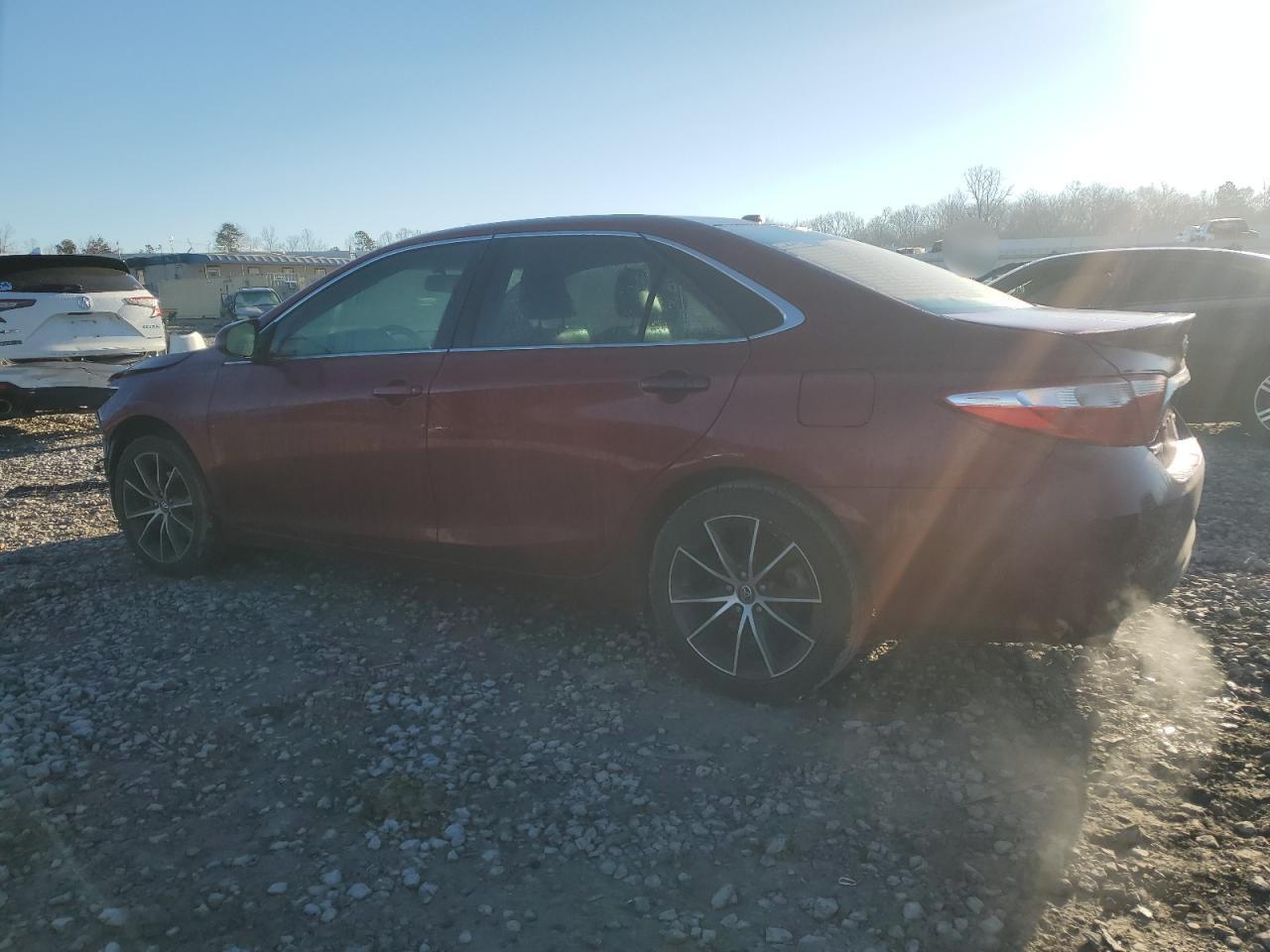 2016 TOYOTA CAMRY XSE - Фото 2
