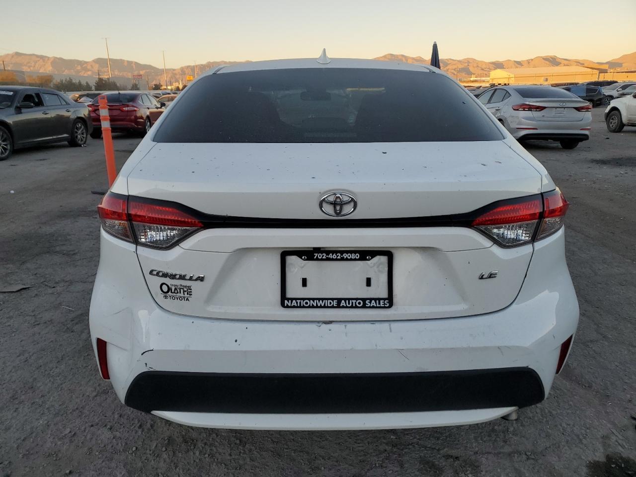 2020 TOYOTA COROLLA LE - Фото 6