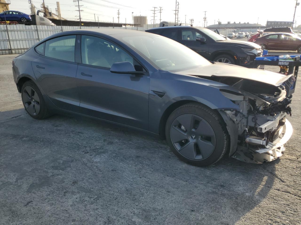 2023 TESLA MODEL 3 - Фото 4