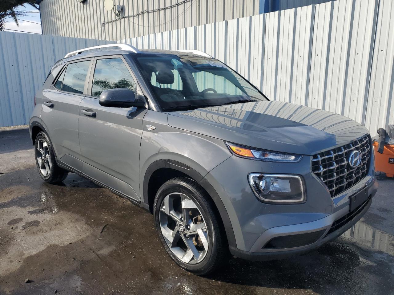 2023 HYUNDAI VENUE SEL - Фото 4