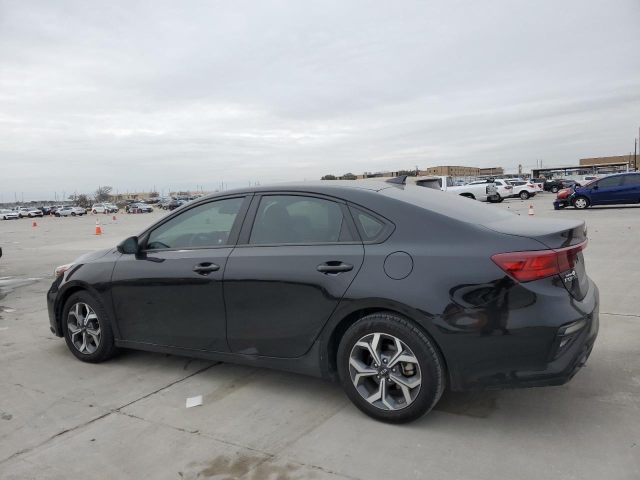 2021 KIA FORTE FE - Image 2