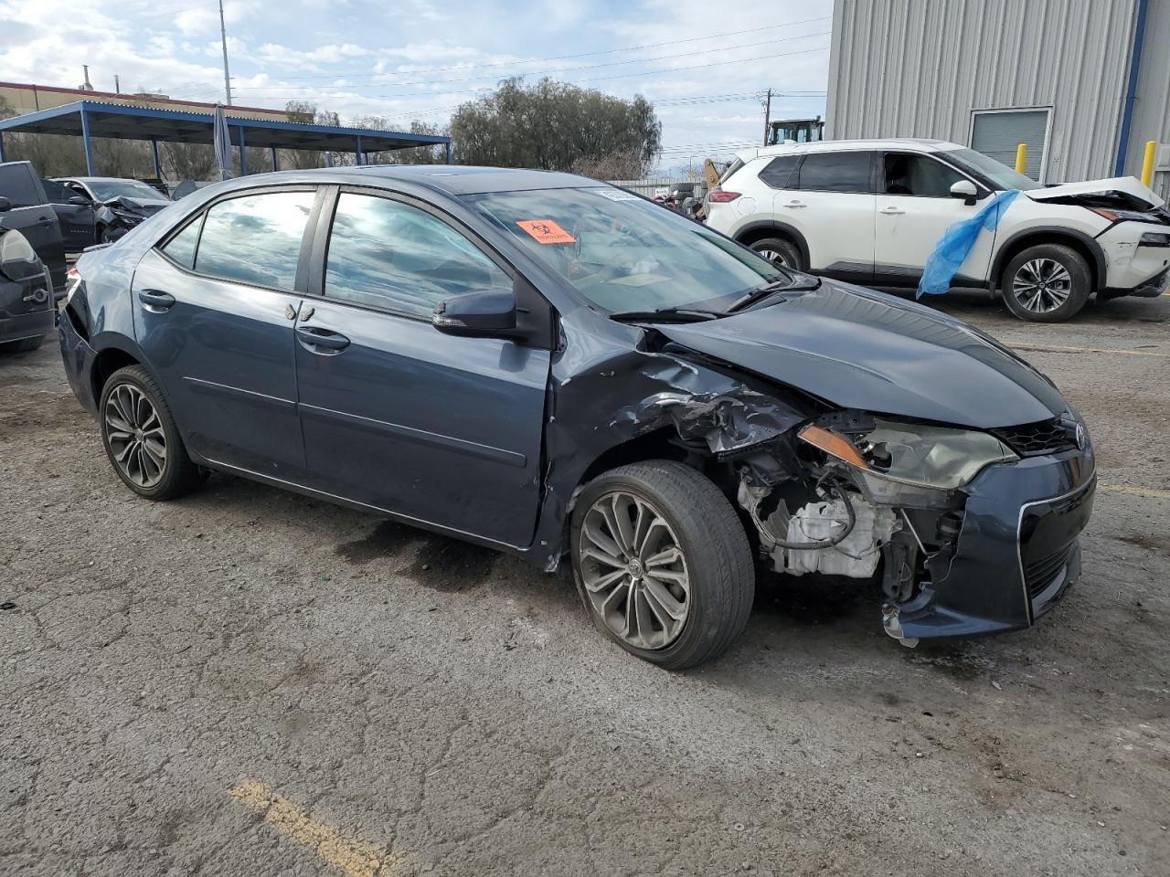 2015 TOYOTA COROLLA L - Image 4