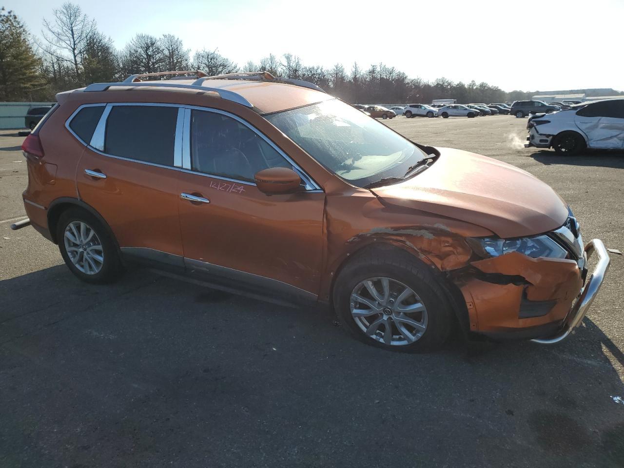 2017 NISSAN ROGUE S - Image 4