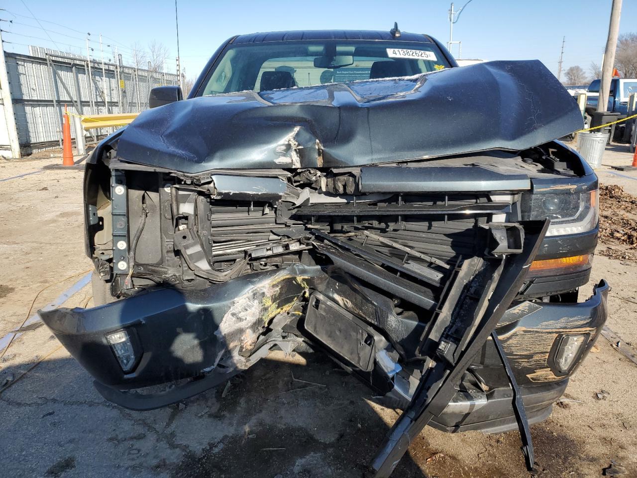 2017 CHEVROLET SILVERADO - Image 5