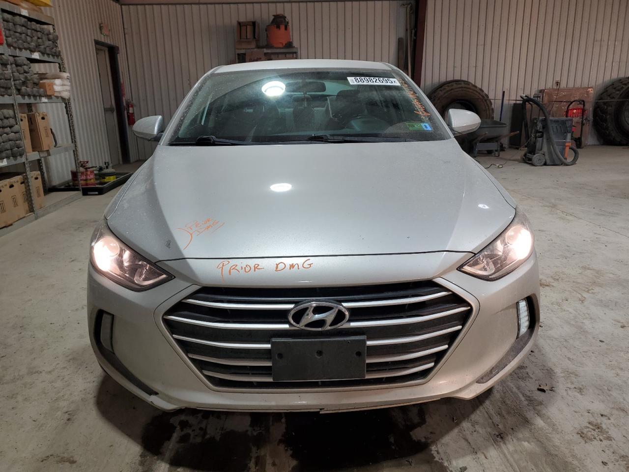 2017 HYUNDAI ELANTRA SE - Фото 5
