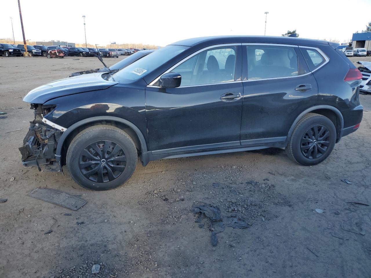 2018 NISSAN ROGUE S