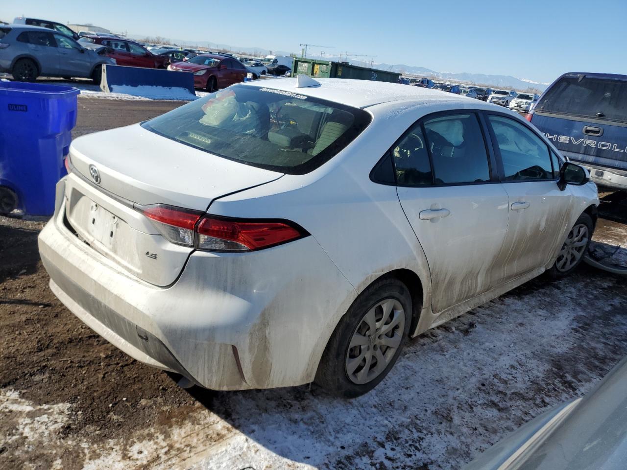 2020 TOYOTA COROLLA LE - Фото 3
