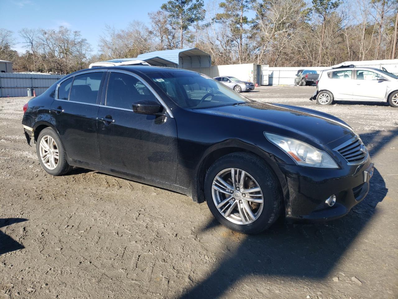 2012 INFINITI G37 - Image 4