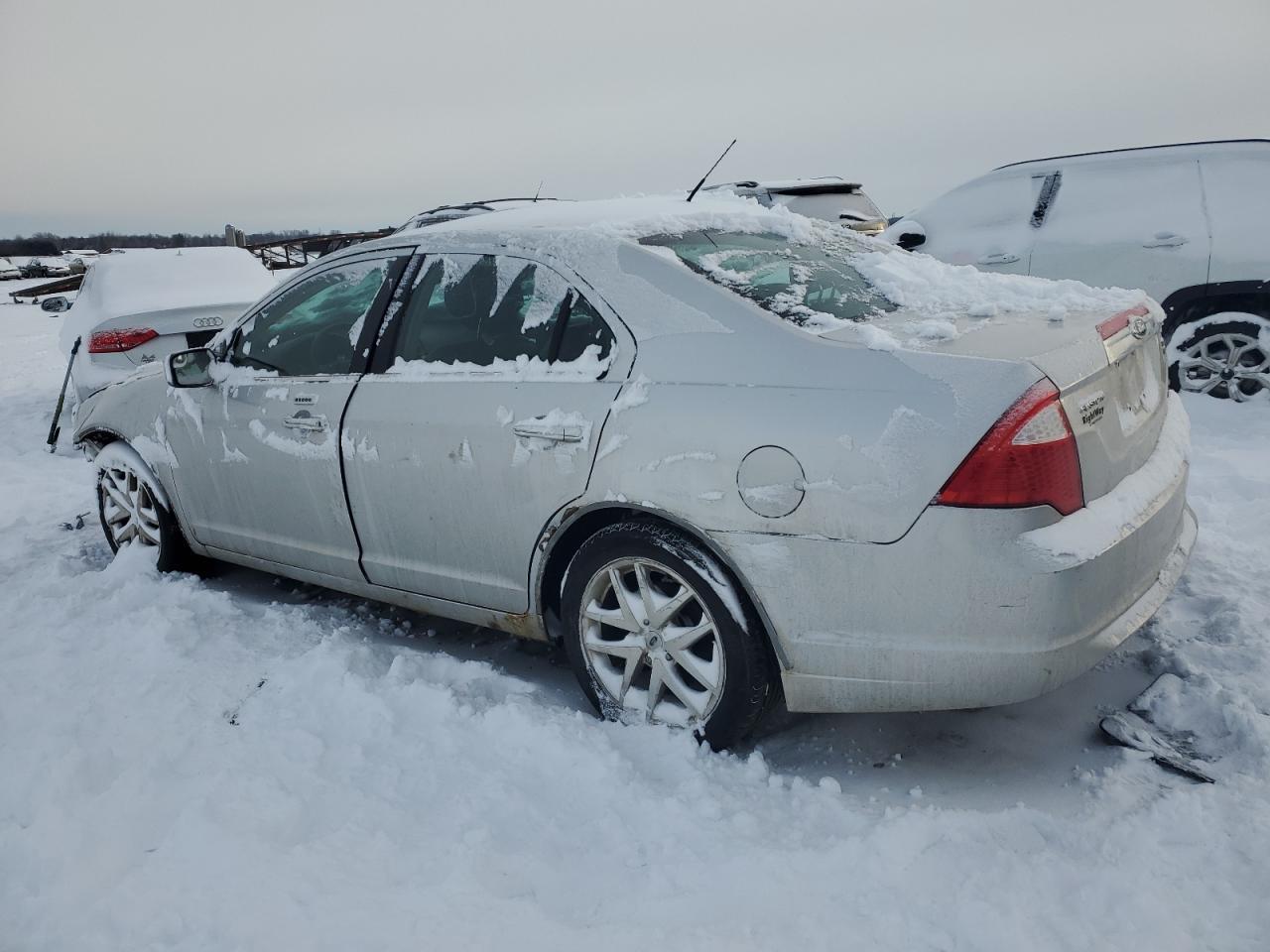 2012 FORD FUSION SEL - Фото 2