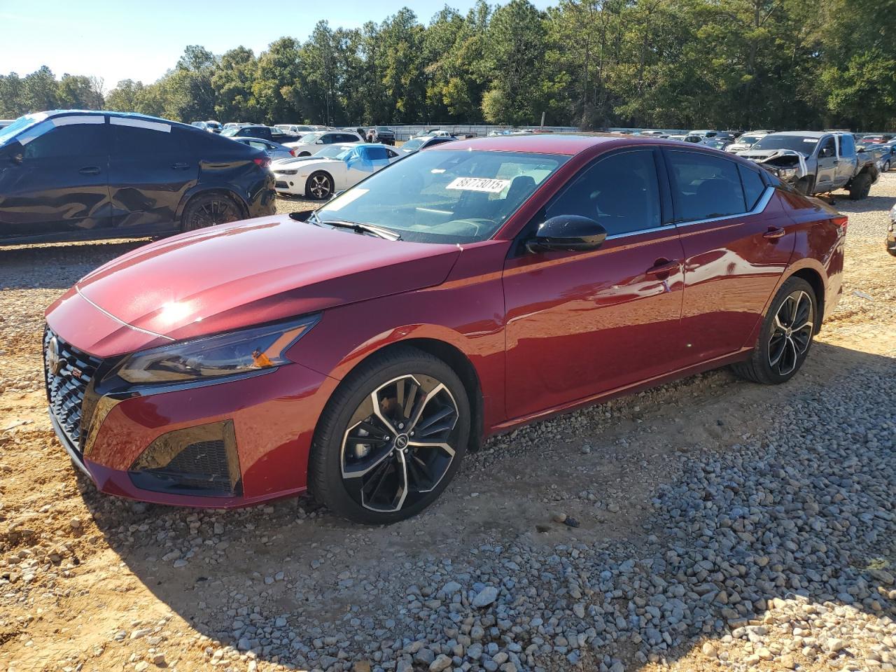 2024 NISSAN ALTIMA SR