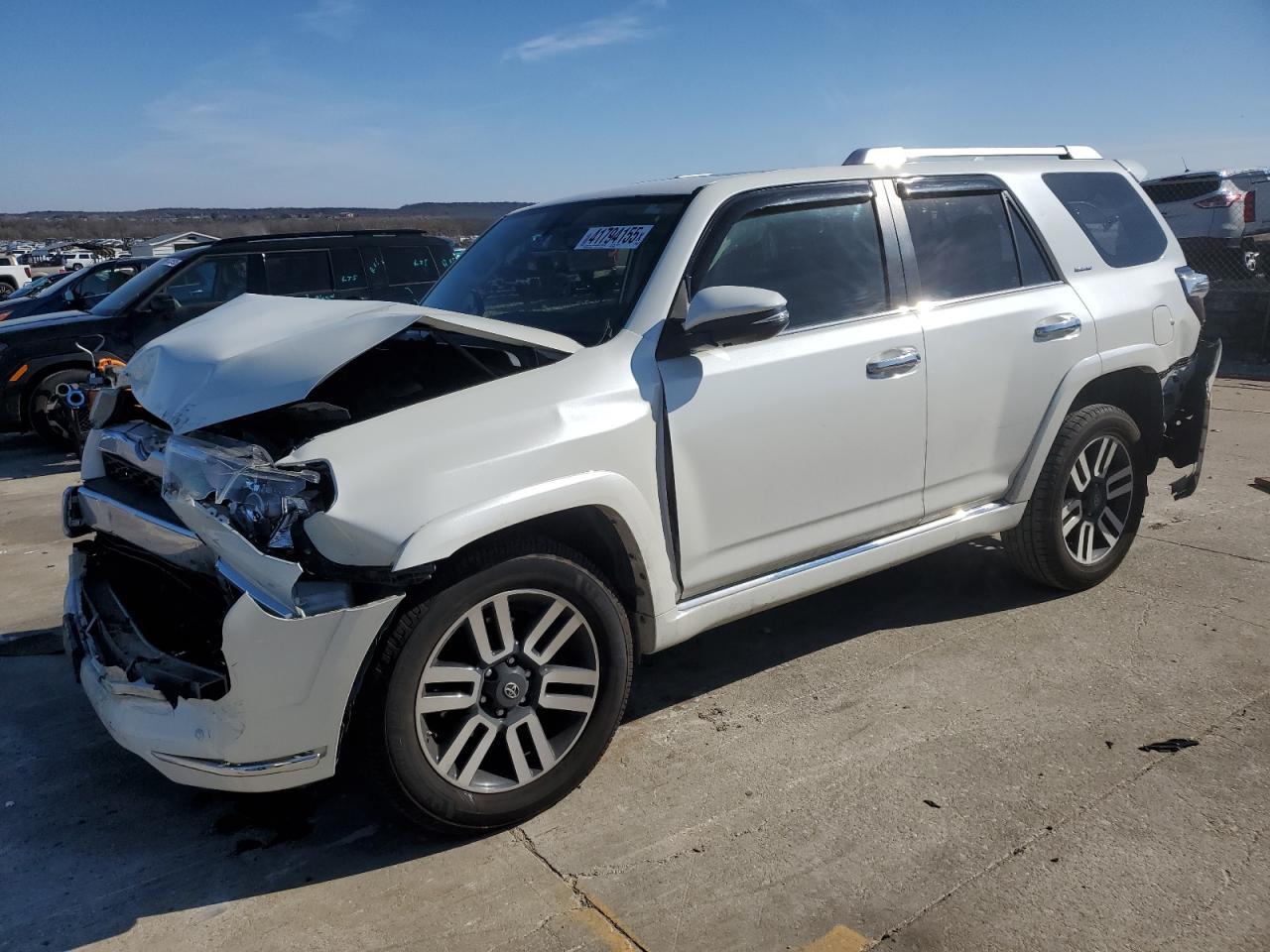2019 TOYOTA 4RUNNER SR