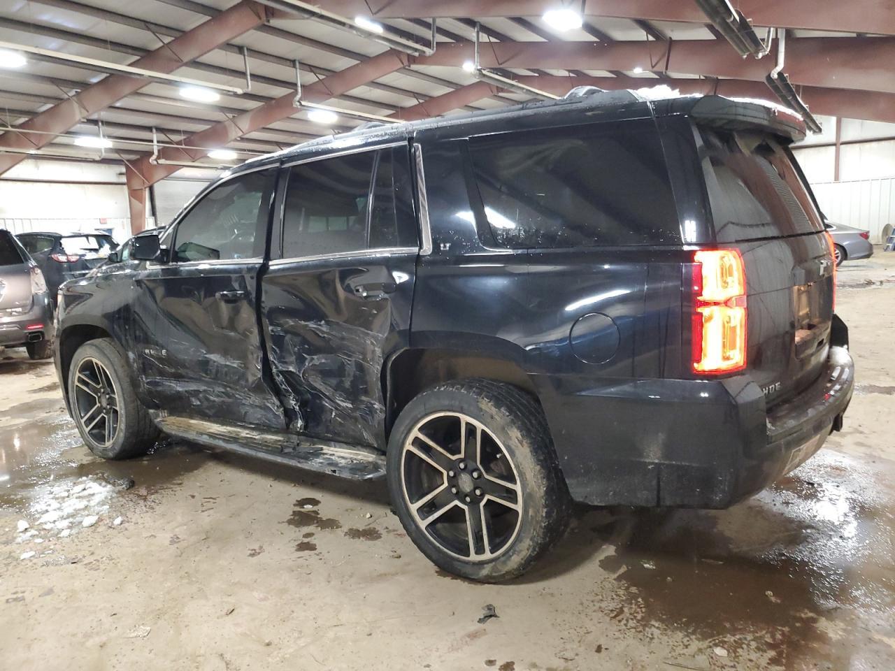 2017 CHEVROLET TAHOE K150 - Фото 2
