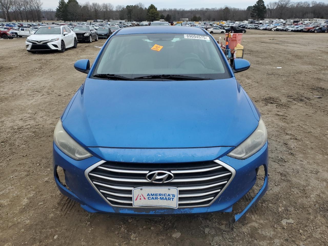 2017 HYUNDAI ELANTRA SE - Фото 5