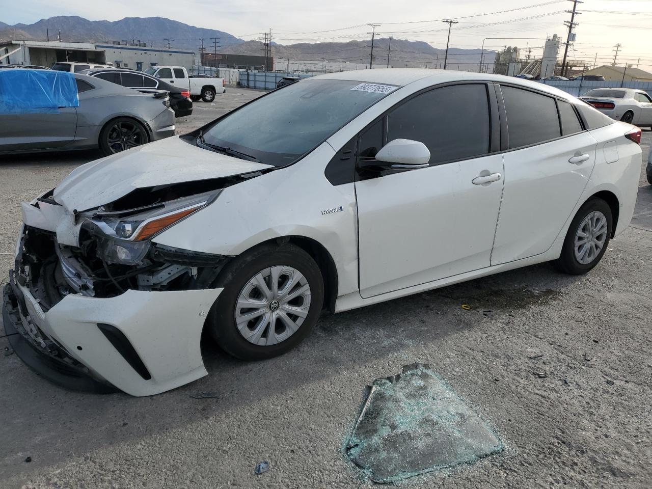 2019 TOYOTA PRIUS