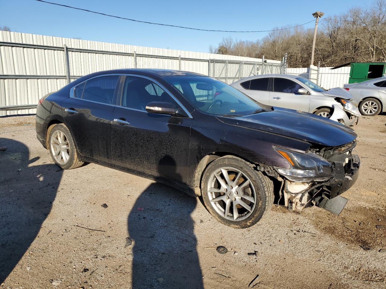 2011 NISSAN MAXIMA S - Image 4
