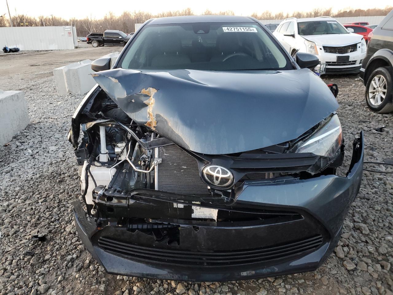 2019 TOYOTA COROLLA L - Фото 5