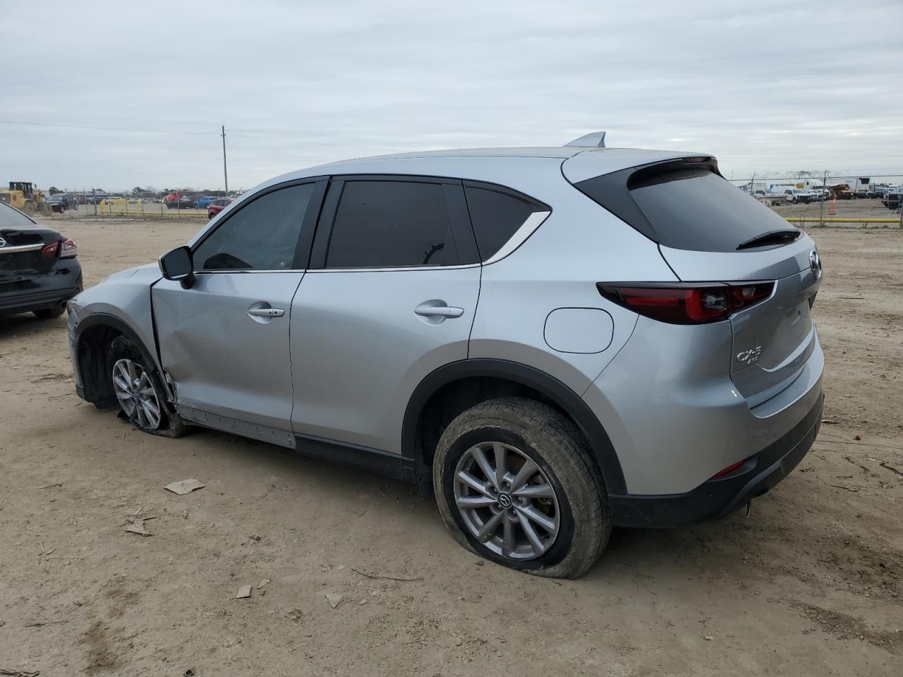 2023 MAZDA CX-5 PREFE - Image 2