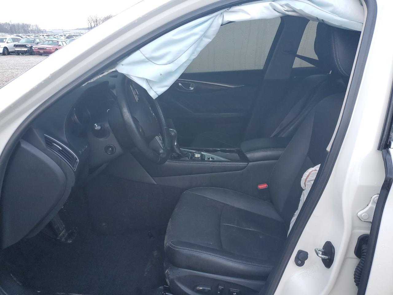 2016 INFINITI Q50 PREMIU - Фото 7