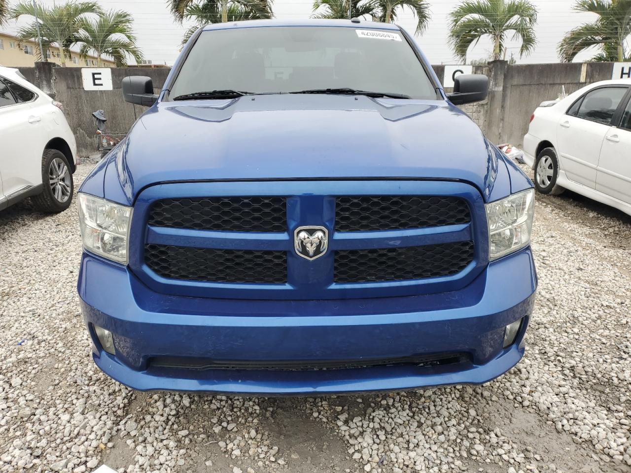 2018 RAM 1500 ST - Image 5