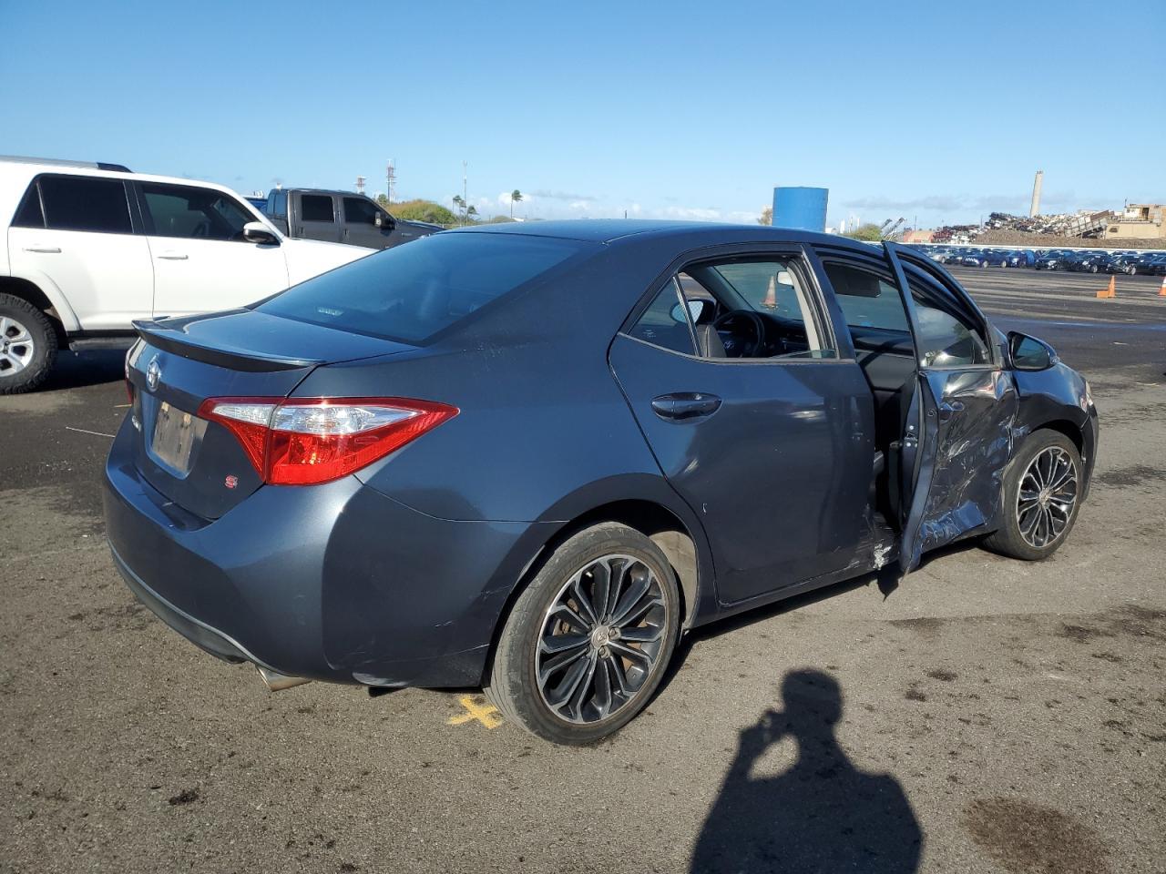 2015 TOYOTA COROLLA L - Image 3