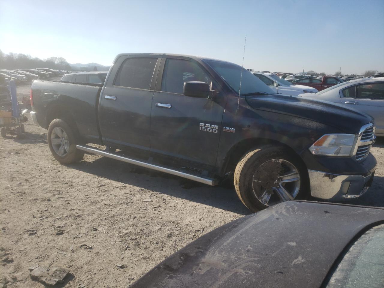 2014 RAM 1500 SLT - Фото 4