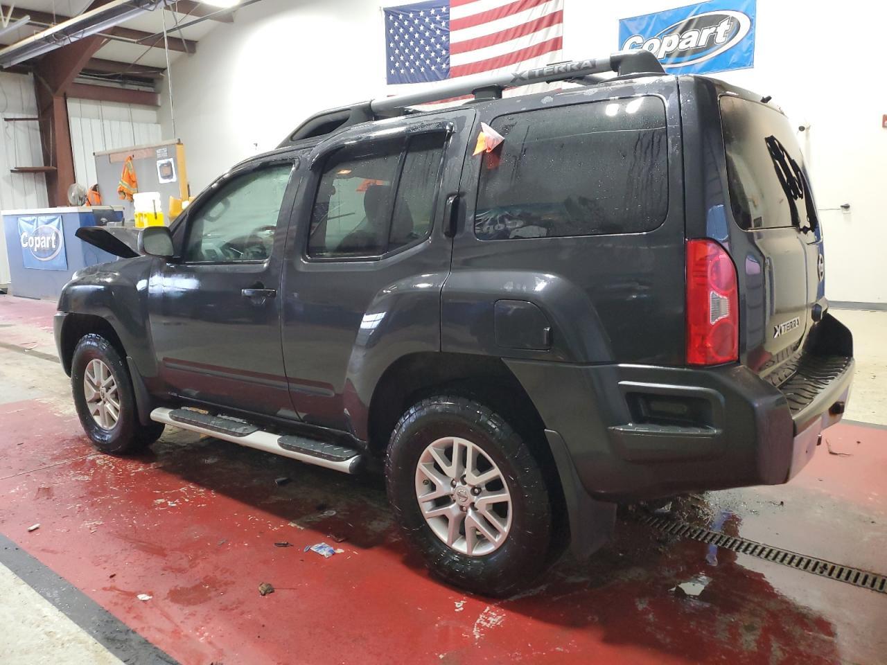 2015 NISSAN XTERRA X - Image 2