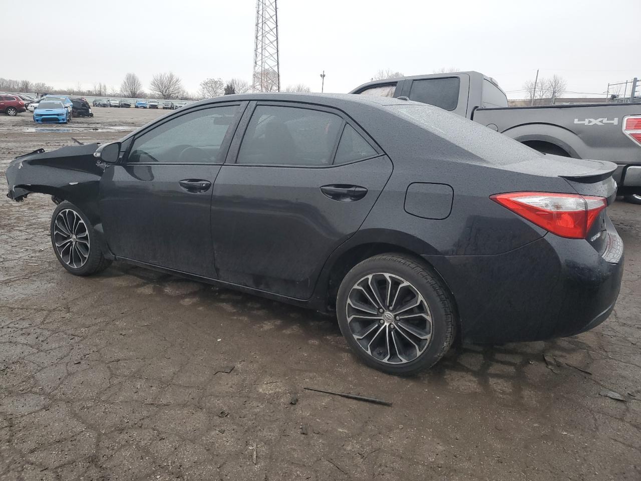 2014 TOYOTA COROLLA L - Image 2