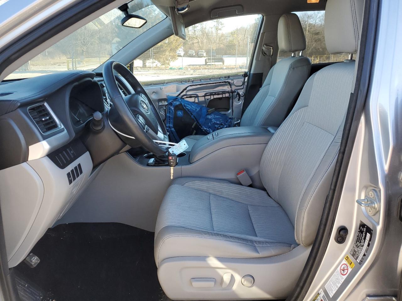 2015 TOYOTA HIGHLANDER - Фото 7