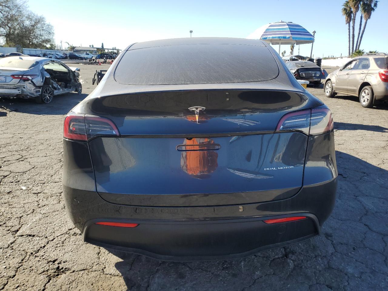 2024 TESLA MODEL Y - Image 6