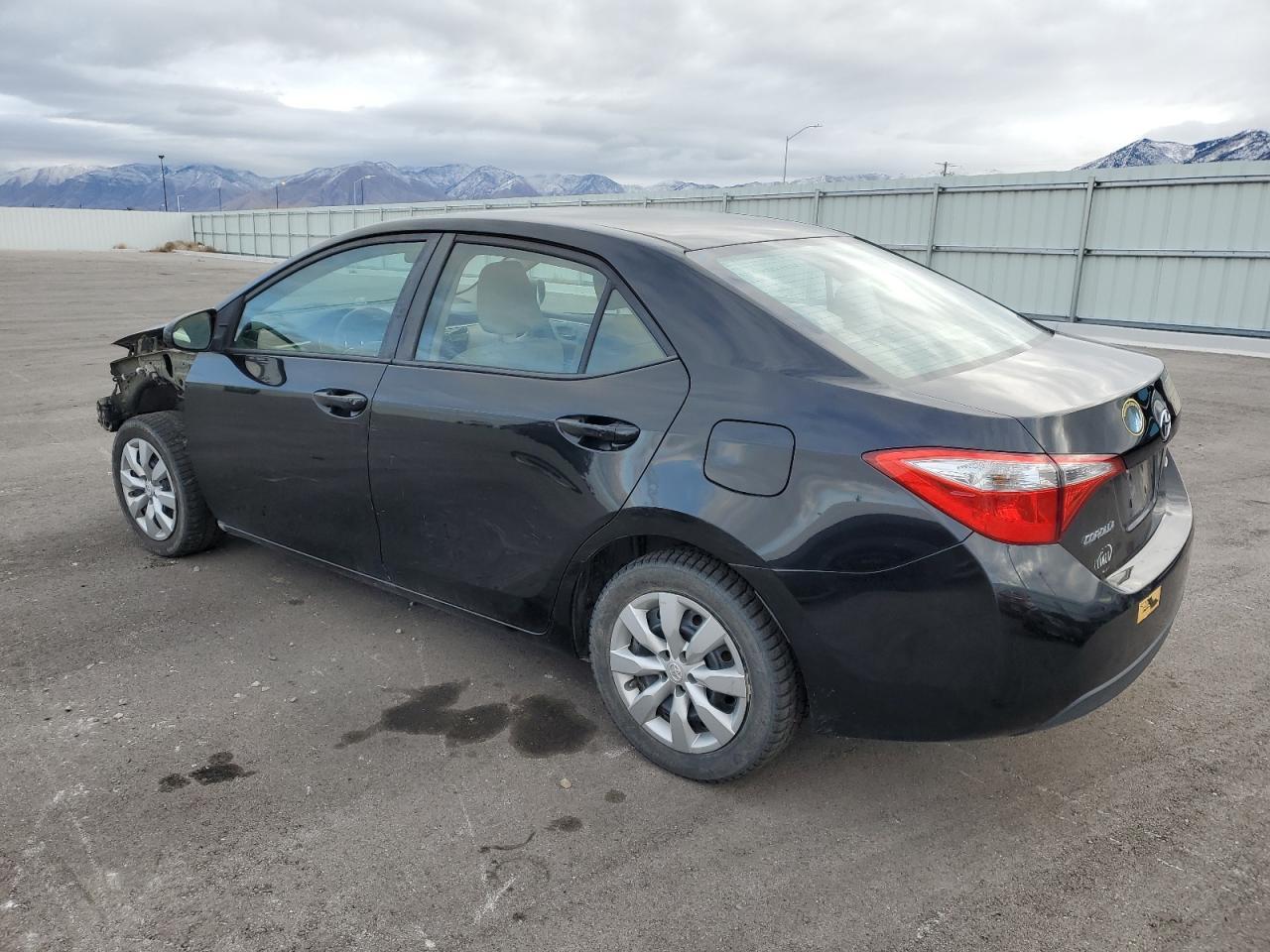 2015 TOYOTA COROLLA L - Image 2