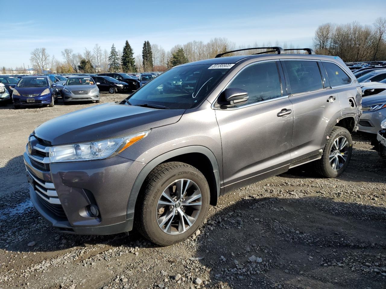2018 TOYOTA HIGHLANDER