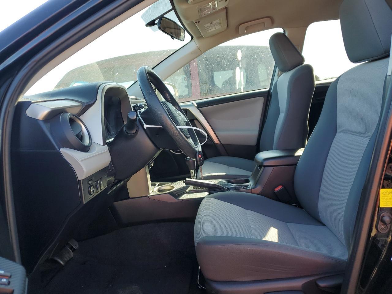 2015 TOYOTA RAV4 LE - Image 7
