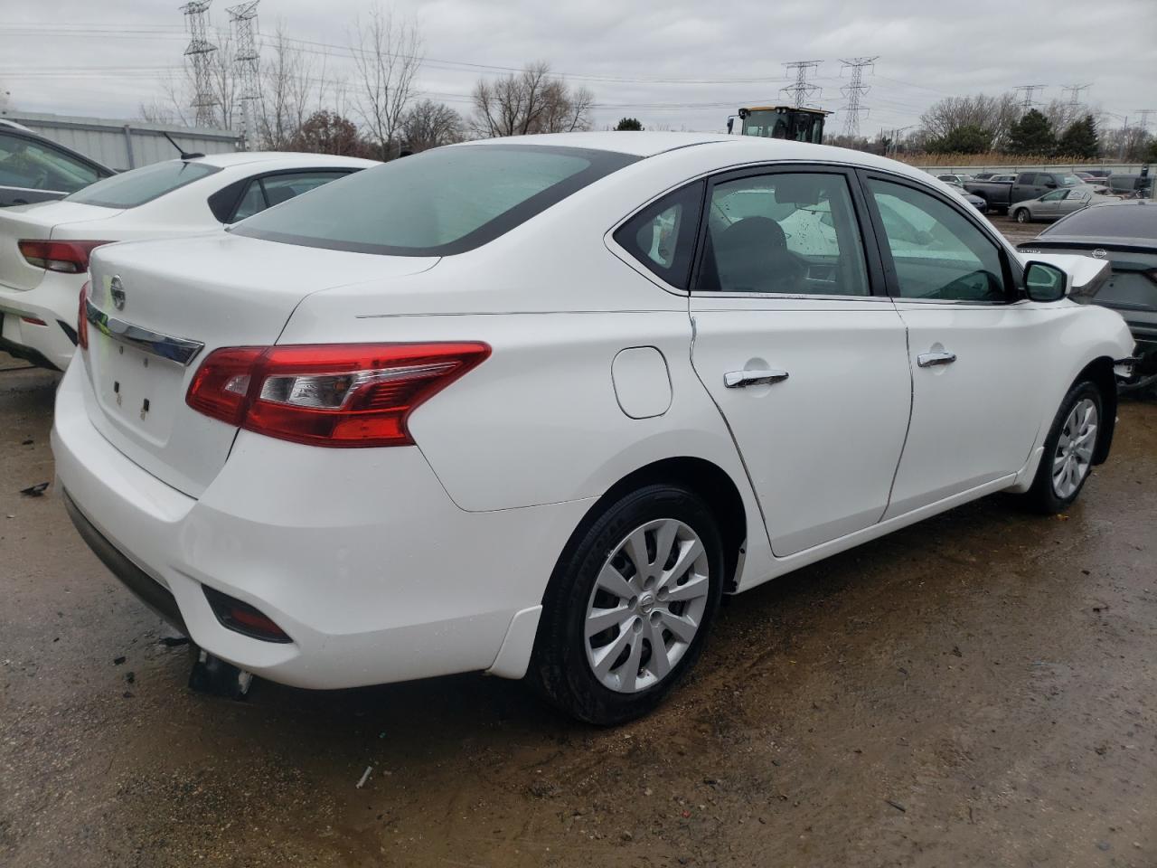 2018 NISSAN SENTRA S - Фото 3
