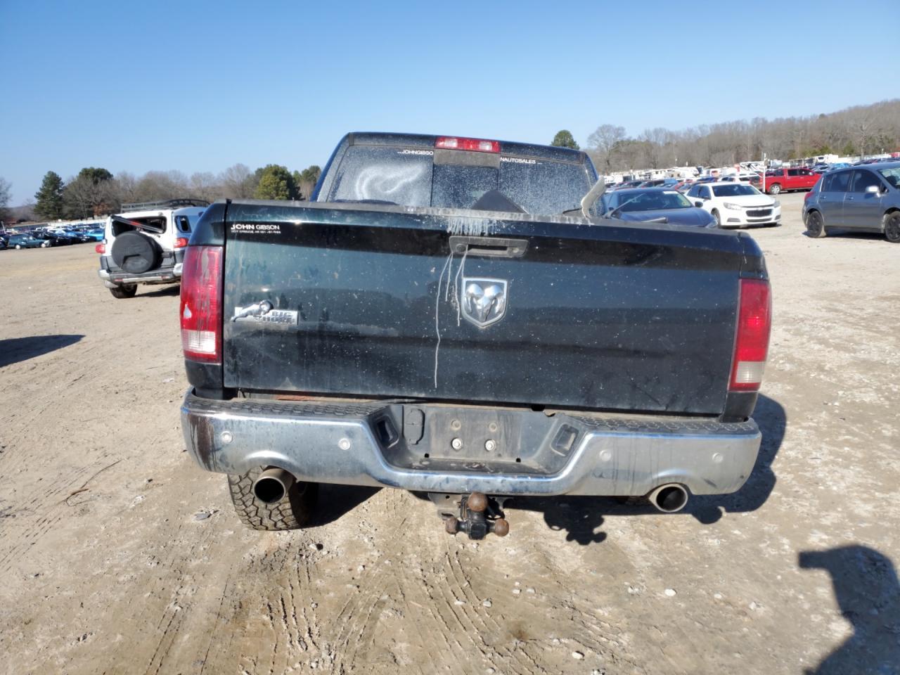 2017 RAM 1500 SLT - Image 6