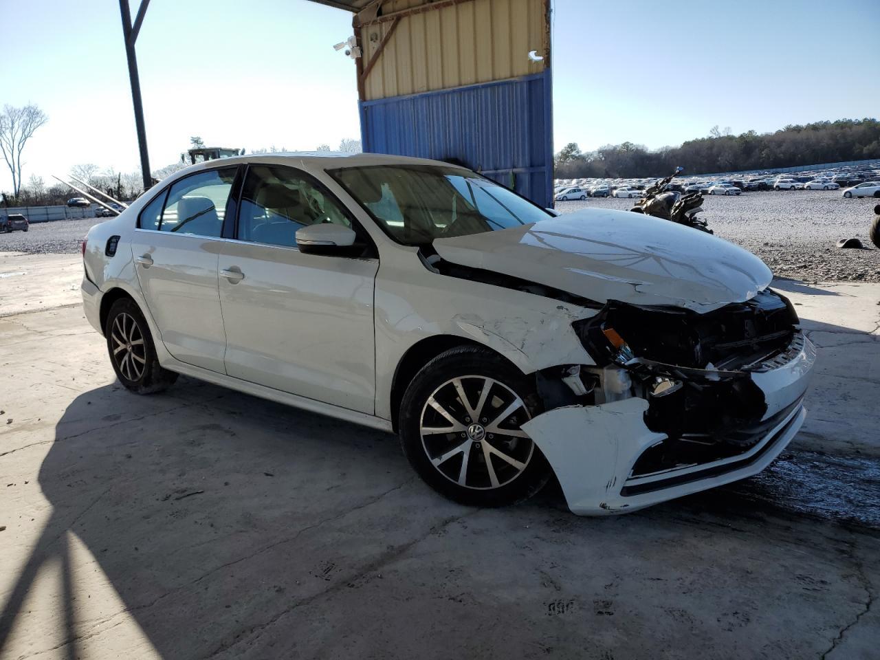 2017 VOLKSWAGEN JETTA SE - Фото 4