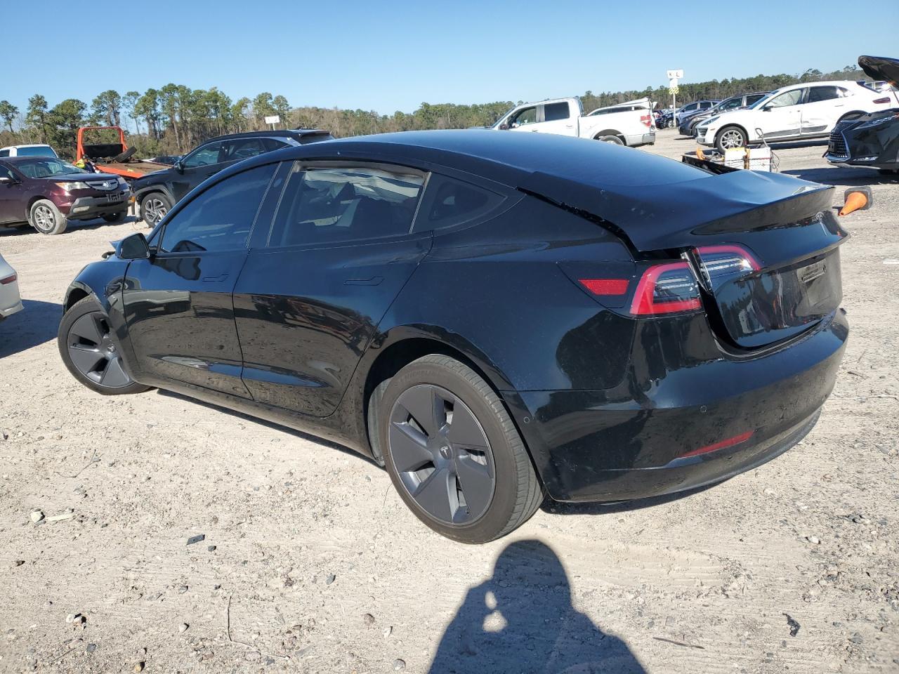 2022 TESLA MODEL 3 - Image 2