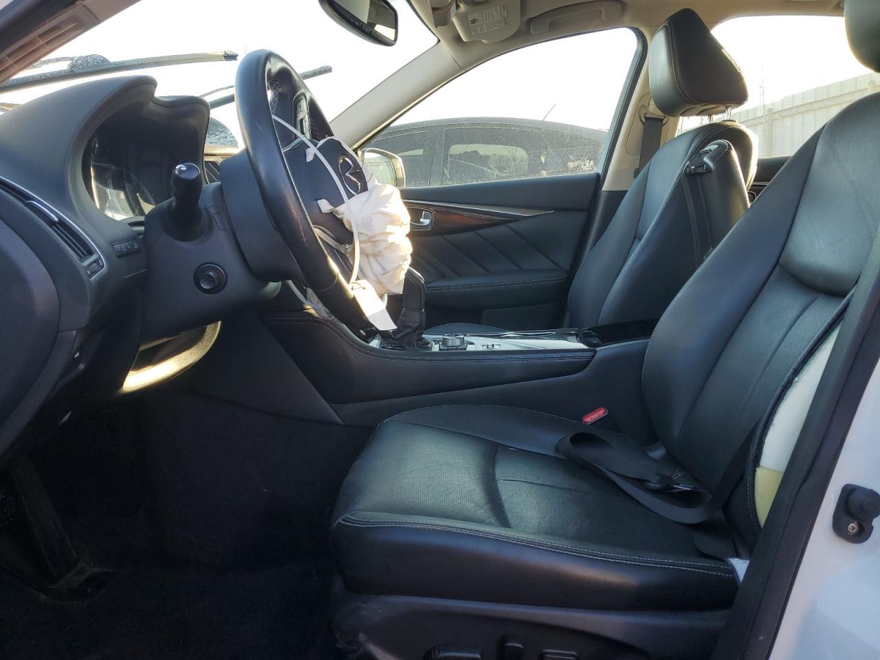 2018 INFINITI Q50 LUXE - Image 7