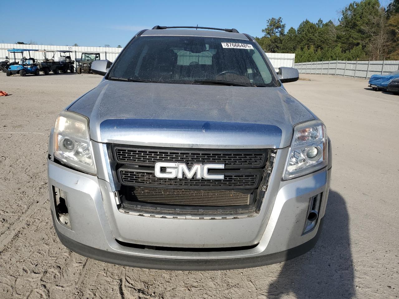 2014 GMC TERRAIN SL - Image 5